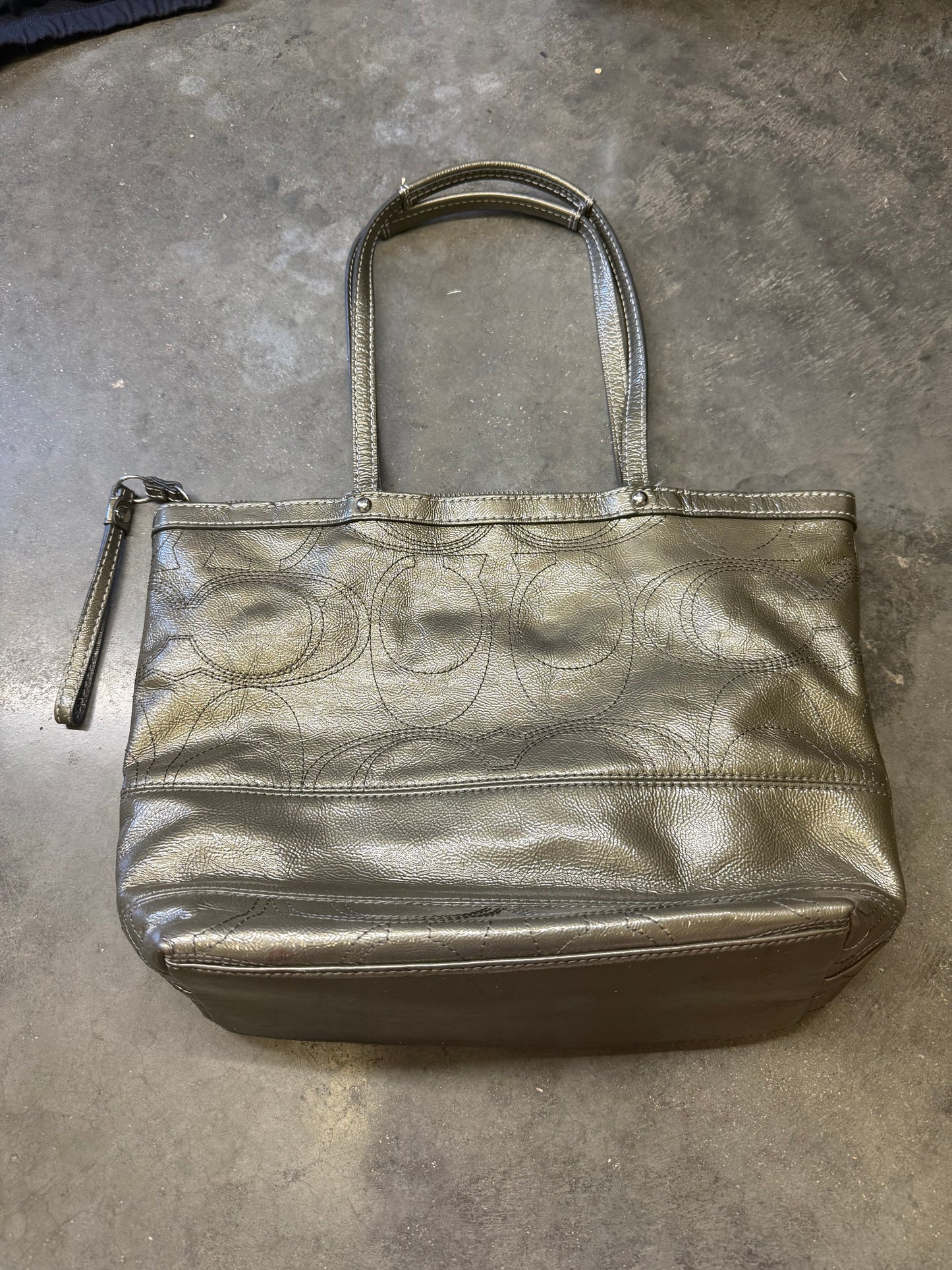 Metallic Coach
