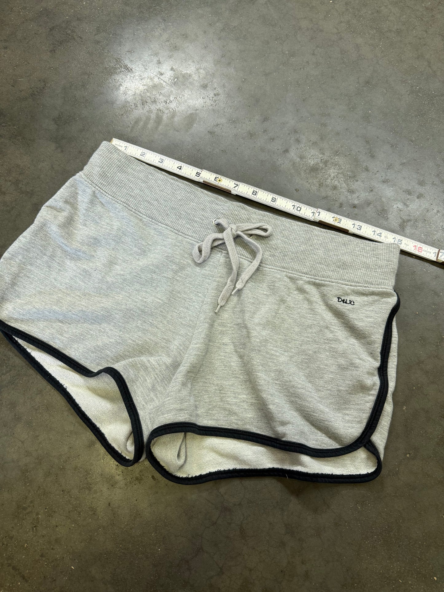 Y2K Duckhead Shorts 💚