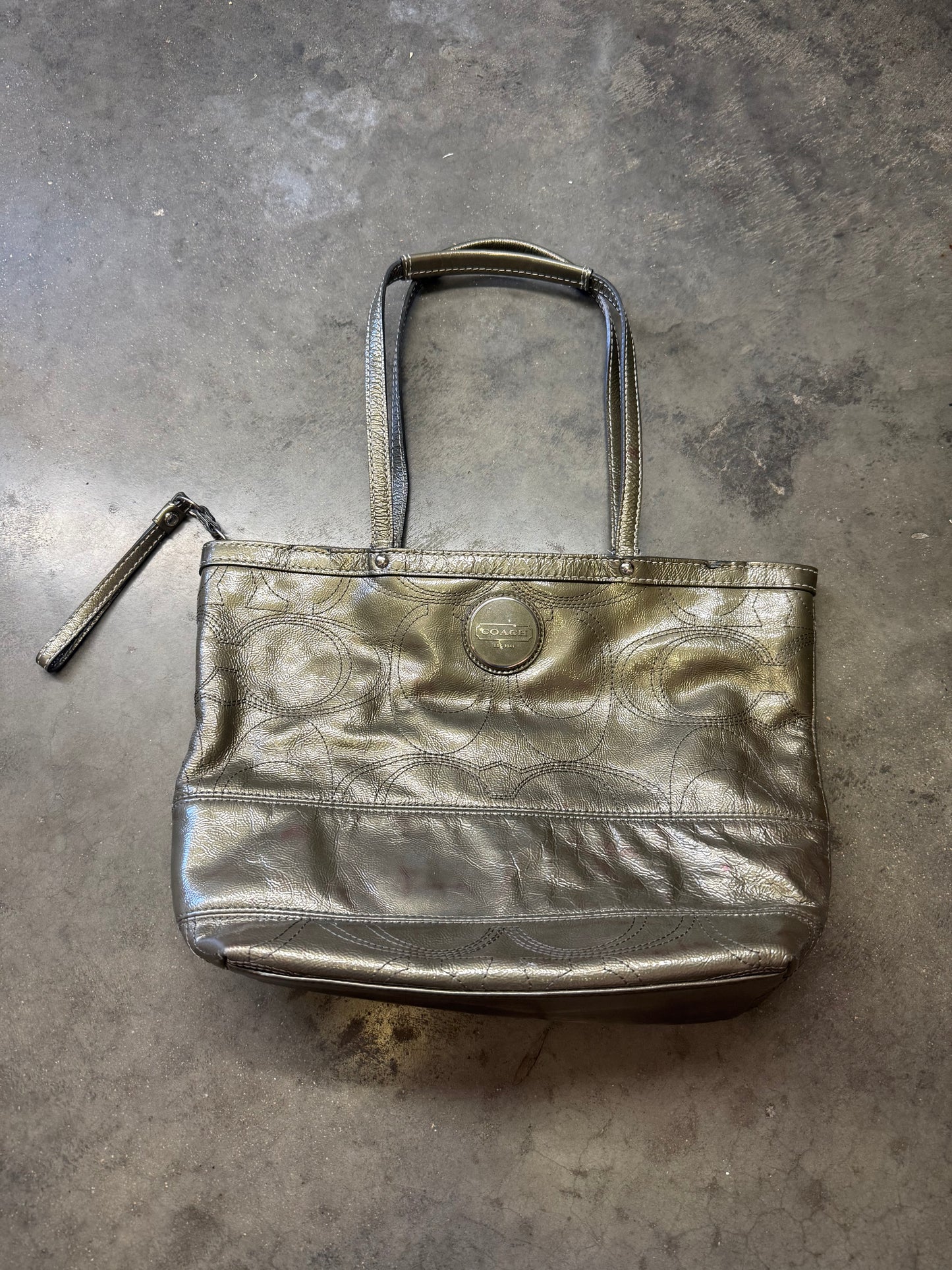 Metallic Coach