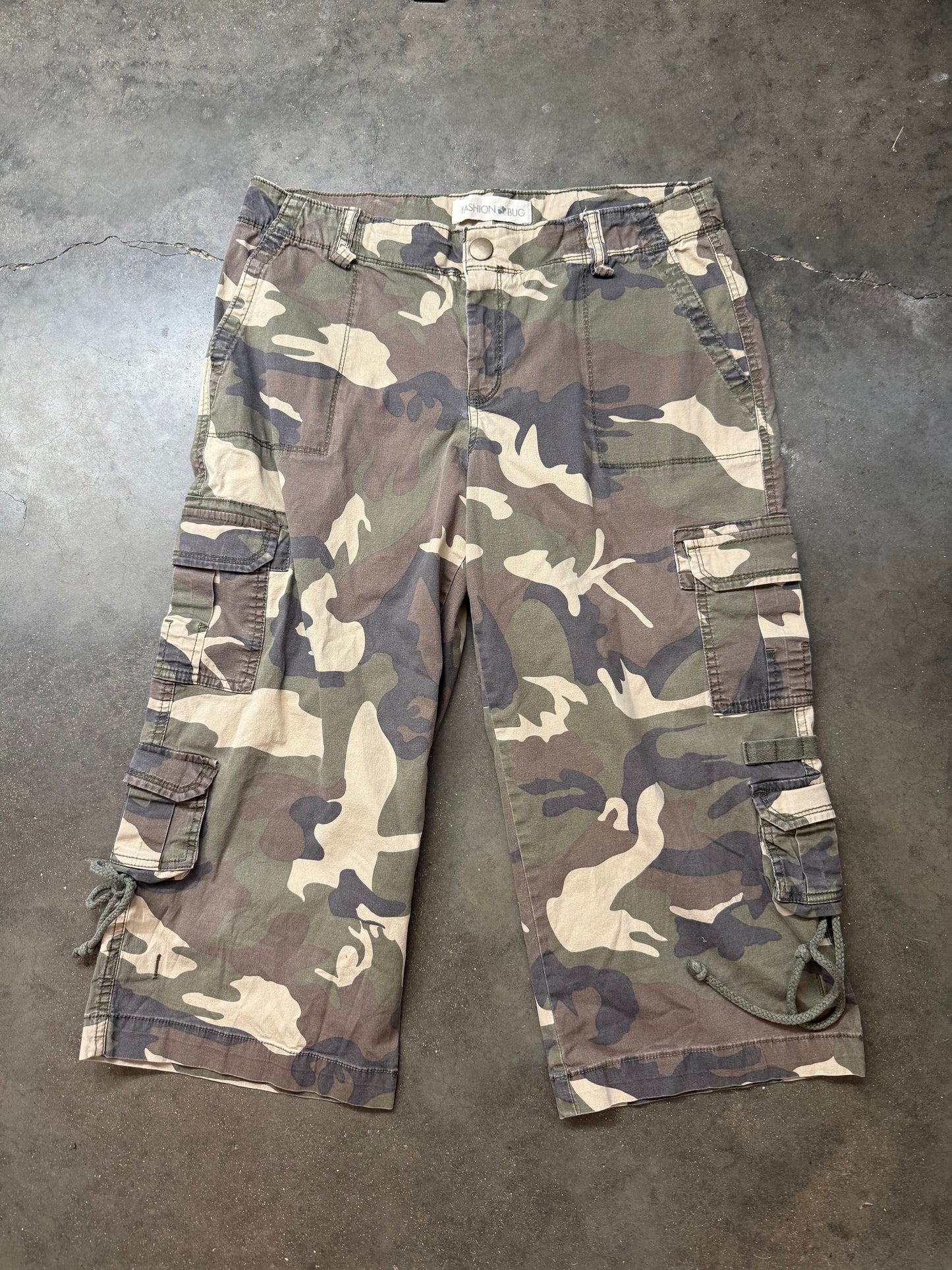 Fashion Bug Cargo Capri’s