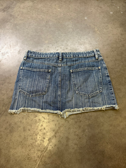 2000’s Old Navy Mini Skirt 🌟