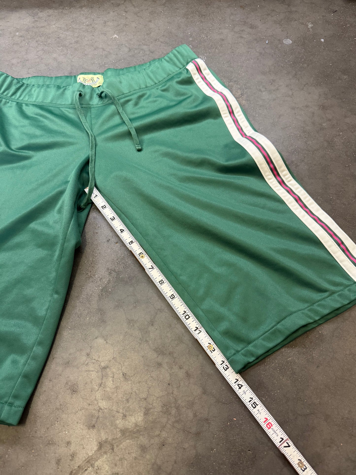 2000’s Juicy Couture Track Capri’s 💋