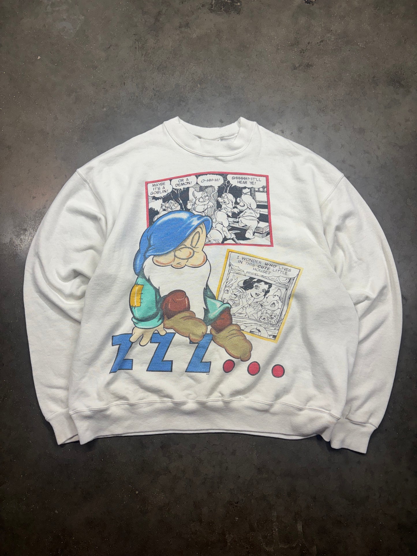 90’s Snow White Crewneck