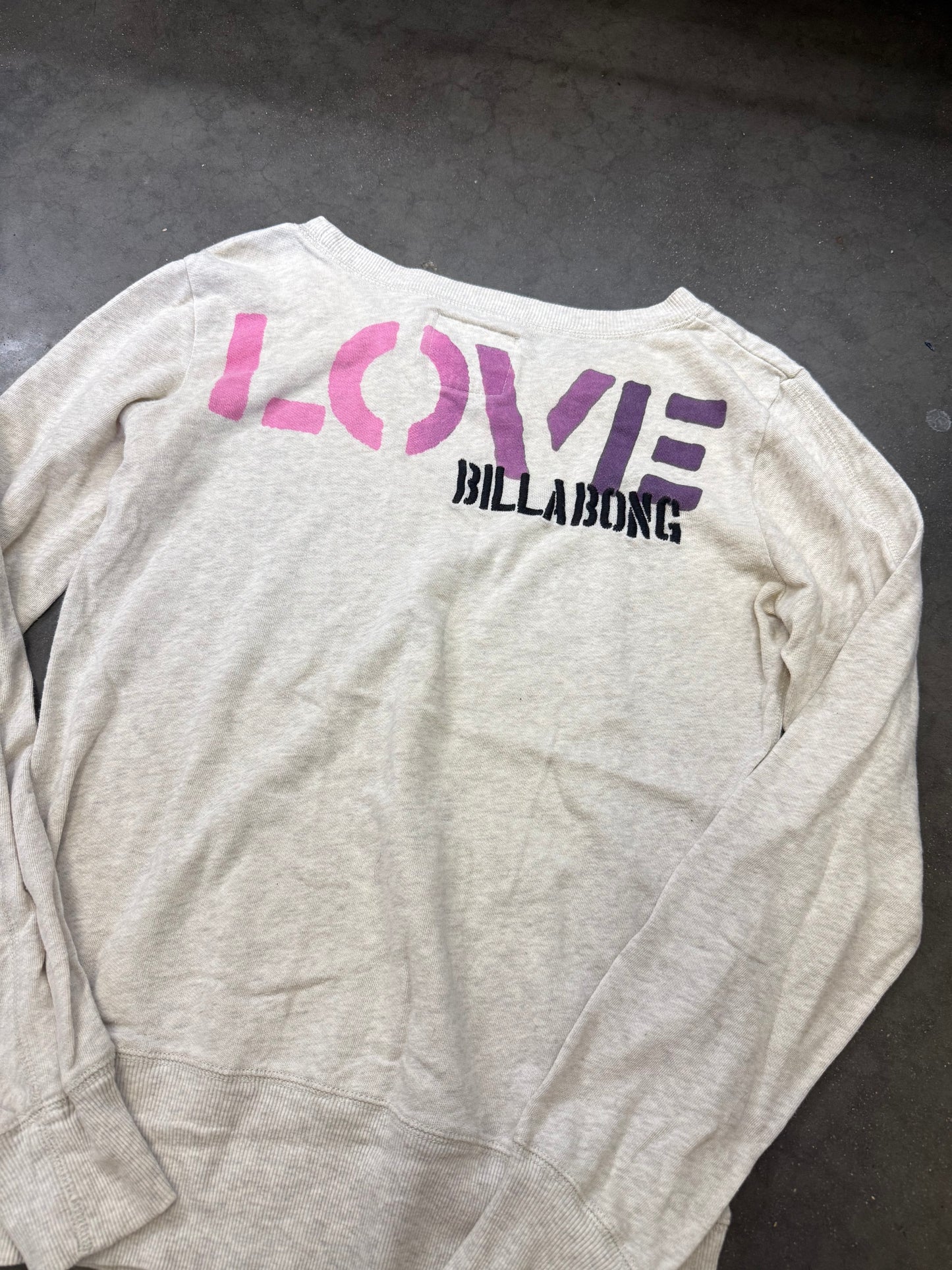 Billa Bong Crewneck ✨