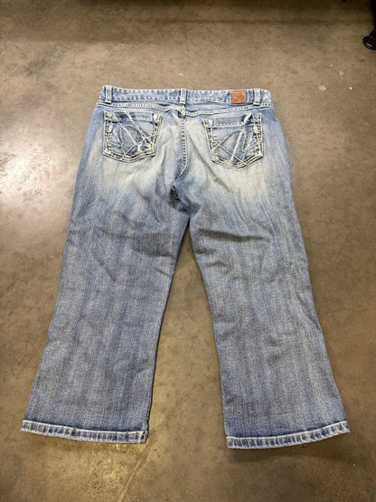 Y2K BKE Capri’s ✨