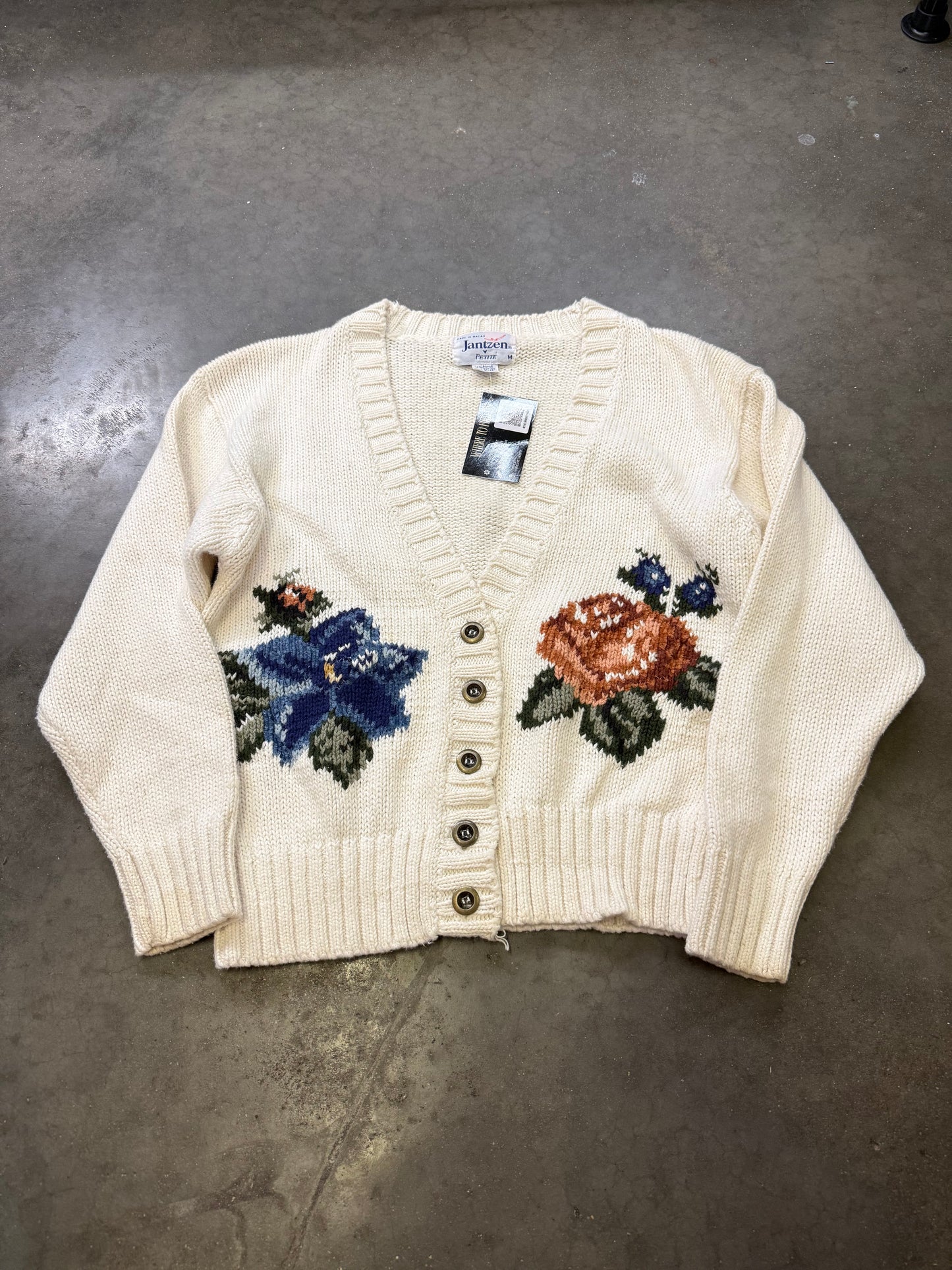 Vintage Knitted Floral Sweater 💐