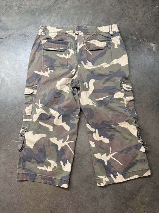 Fashion Bug Cargo Capri’s