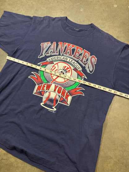 90’s New York Yankees Tee