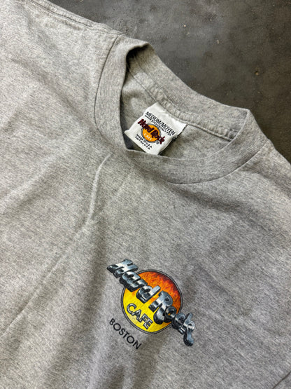 2000’s HardRock Cafe Tee 🎸