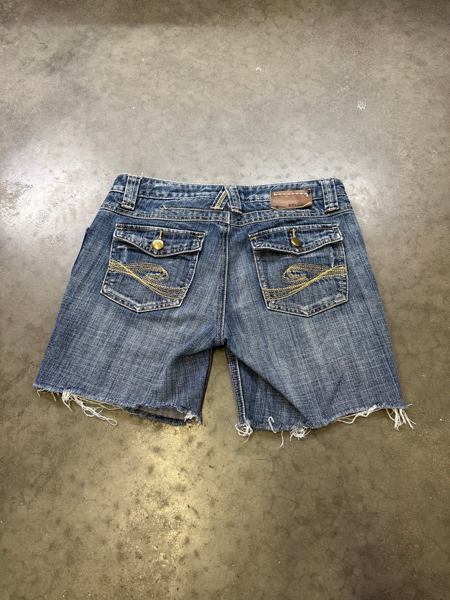 2000’s Mudd Jean Shorts 🌟