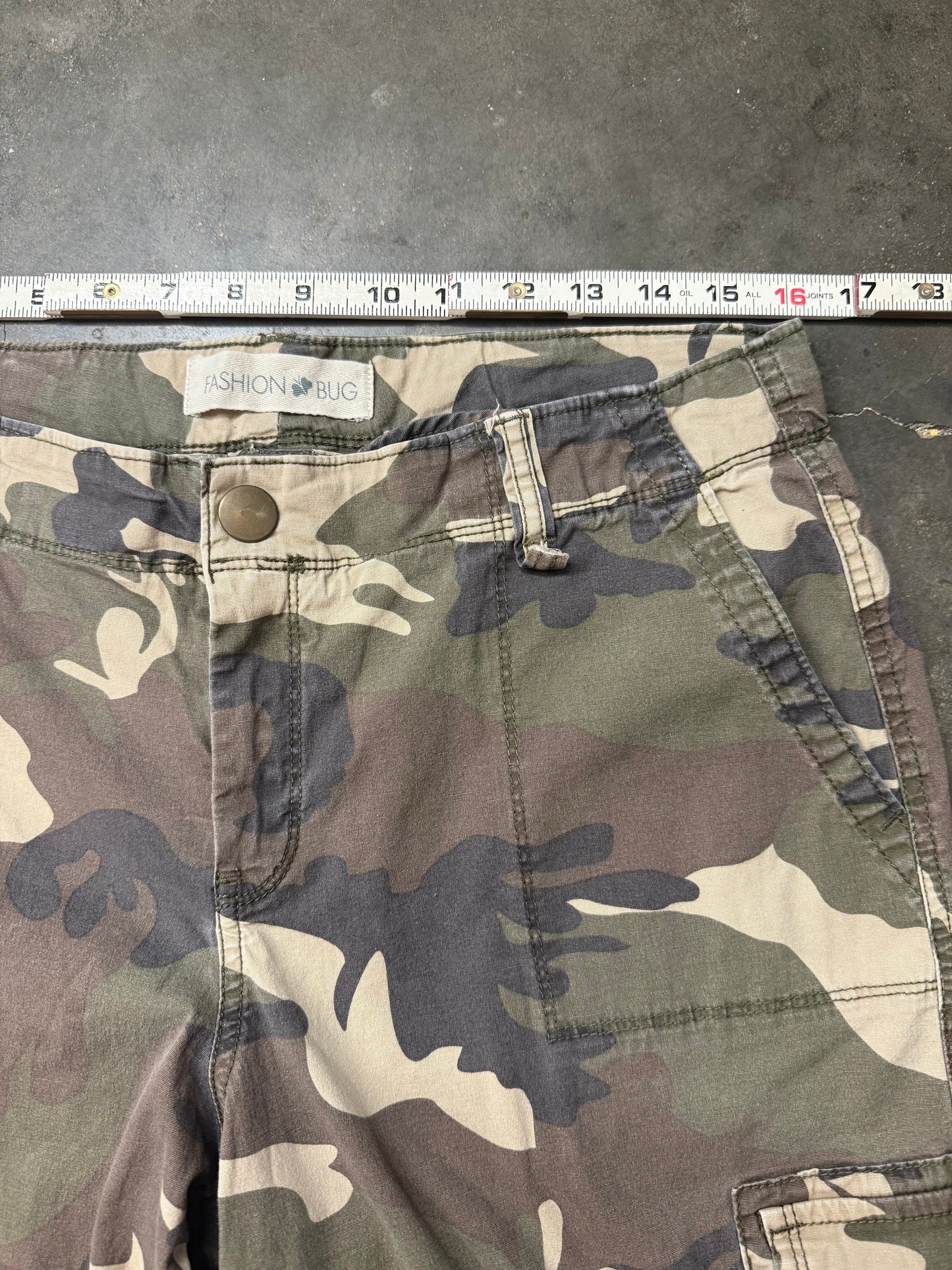 Fashion Bug Cargo Capri’s